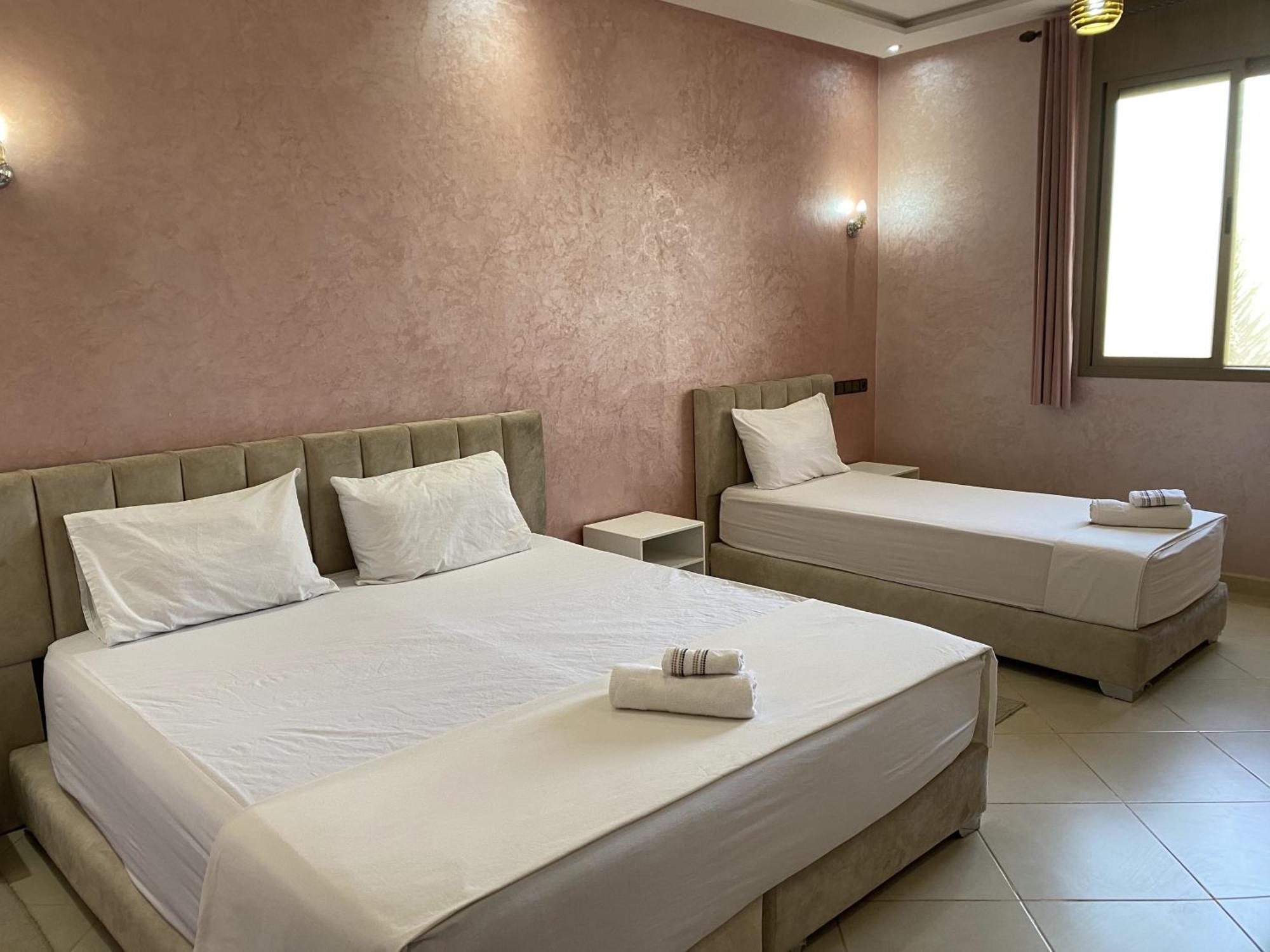 IGHIZ Inn Errachidia Bagian luar foto
