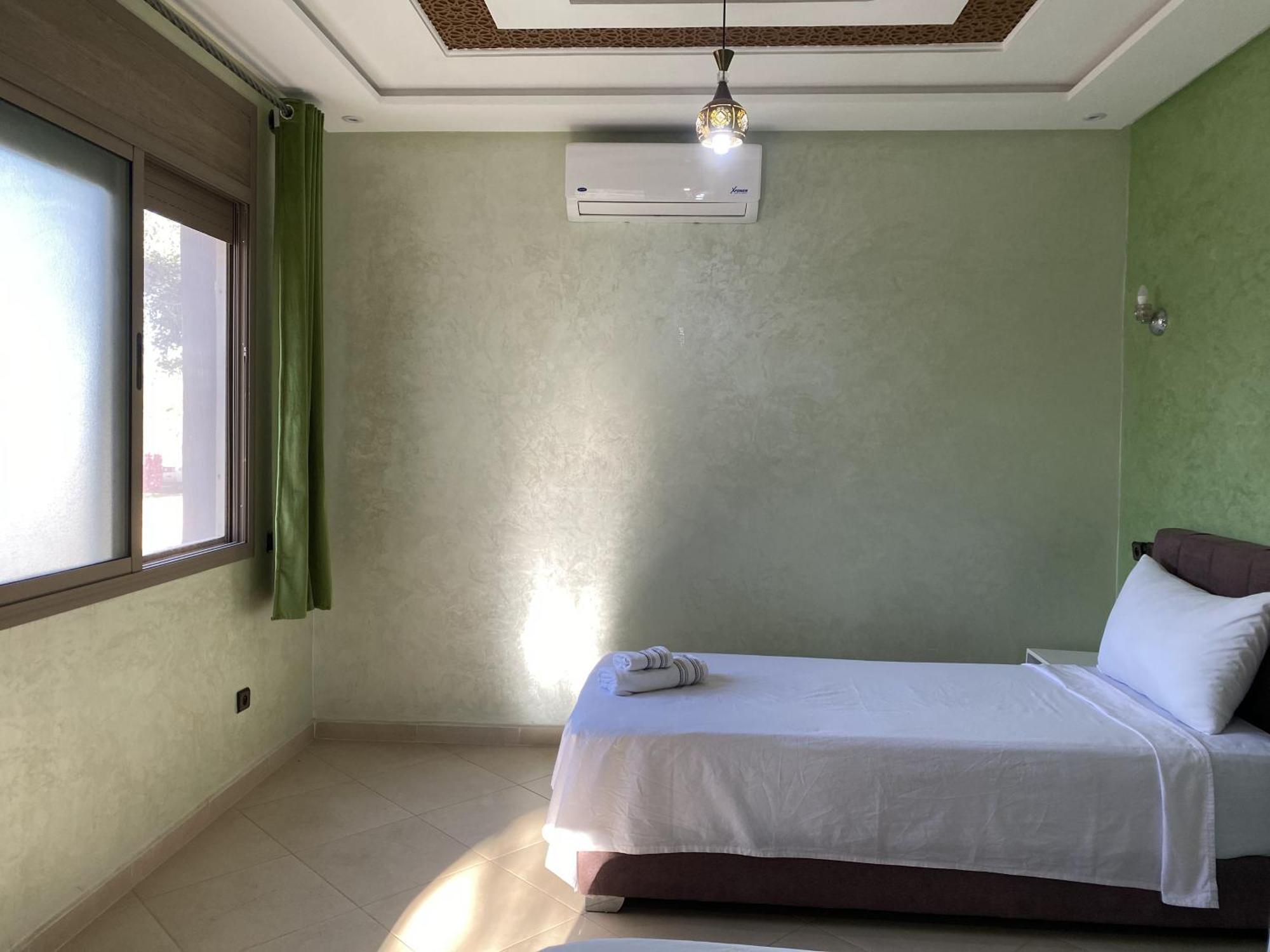 IGHIZ Inn Errachidia Ruang foto