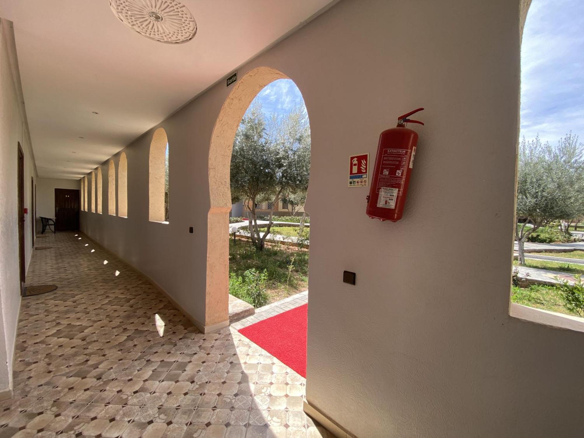 IGHIZ Inn Errachidia Bagian luar foto